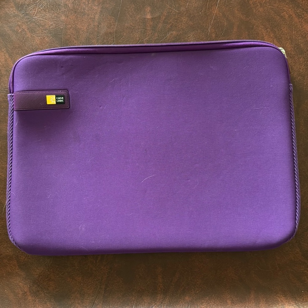 CASE LOGIC COMPUTER CASE ENVELOPE TOP ZIPPER CUSHION